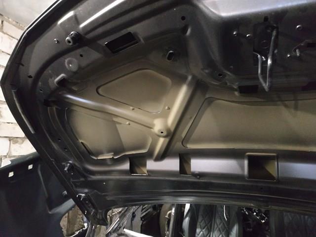 Maska silnika Peugeot/Citroen 9842375180 cena, od 347,37 USD