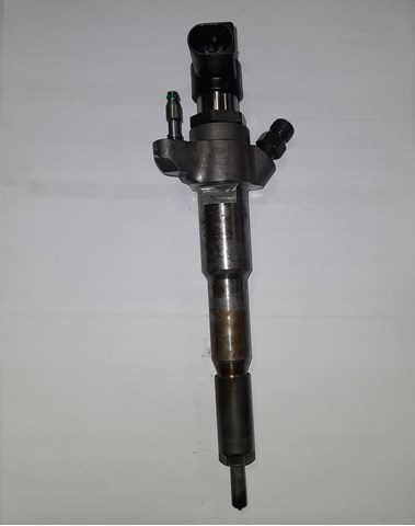 Wtryskiwacz paliwa 166000372R Nissan/Infiniti