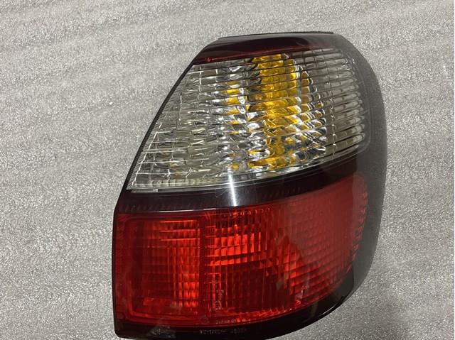 Lampa zespolona tylna prawa Subaru Outback II
