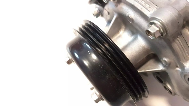 PYFA15010D Mazda Pompa chłodząca wodna