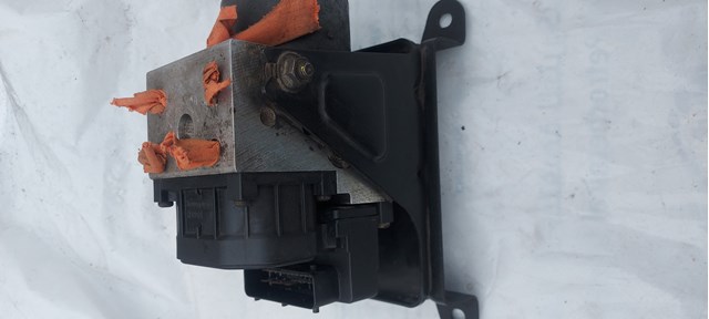  Sterownik ABS  hydrauliczny Nissan Terrano 2