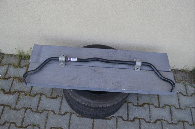 Do koszyka 9847241380 Claas Stabilizator przedni