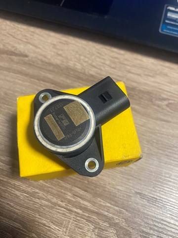 Do koszyka 6PD012754001 HELLA Regulator biegu jałowego