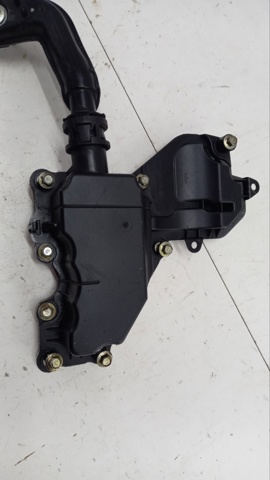 Separator oleju układu wentylacji kadłuda (bloku silnika)  do Ford Focus IV HP