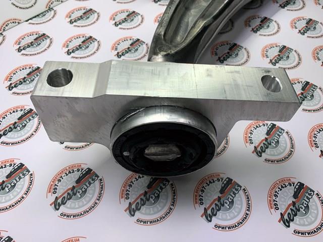 Wahacz zawieszenia przedniego dolny lewy Volvo 32381879