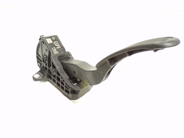 Pedał przyspieszenia (gazu) Toyota Yaris CROSS SUV (MXP) (2020 - 2026) cena, od 150,09 USD