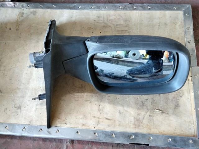 014128 Renault (RVI) Lusterko wsteczne prawe