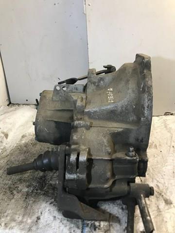Do koszyka Mechaniczna skrzynia biegów w komplecie Ford Fiesta Mk3 GFJ