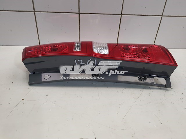 Lampa zespolona tylna prawa Hyundai/Kia 924024H000 cena, od 100,45 USD