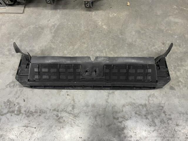Kierownica powietrza (deflektor) chodnicy dolna Mercedes A9075050200