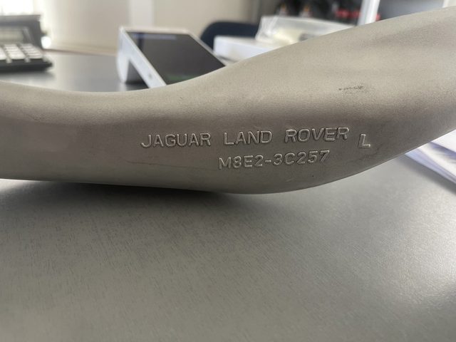 Wahacz zawieszenia przedniego dolny lewy Land Rover Range Rover SPORT III