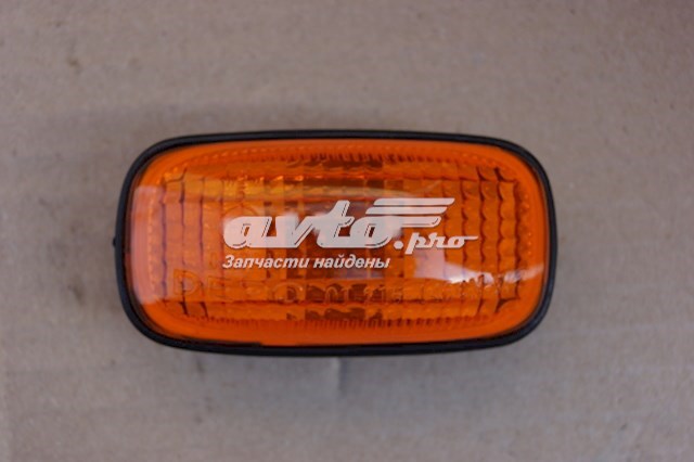 2151424NUE Depo/Loro Powtarzacz kierunkowskazu na błotniku