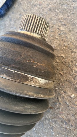 Półoś napędowa przednia 8K0407271AK VAG