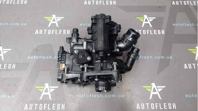 Do koszyka 11538631943 BMW Obudowa termostatu