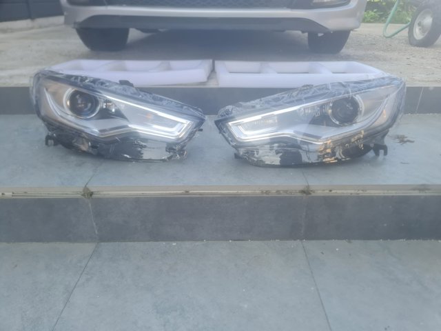 Reflektor lewy FPS FP1214R1P cena, od 521,56 USD