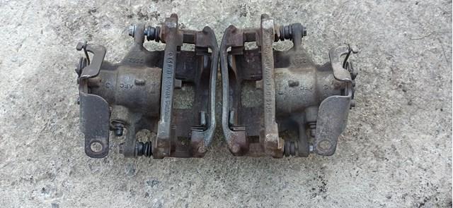1843320 Ford Zacisk hamulcowy tylny prawy