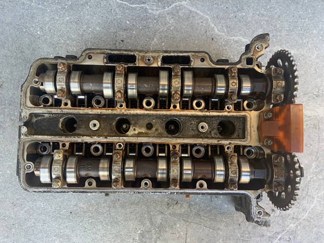 Głowica cylindrów Opel 90400234