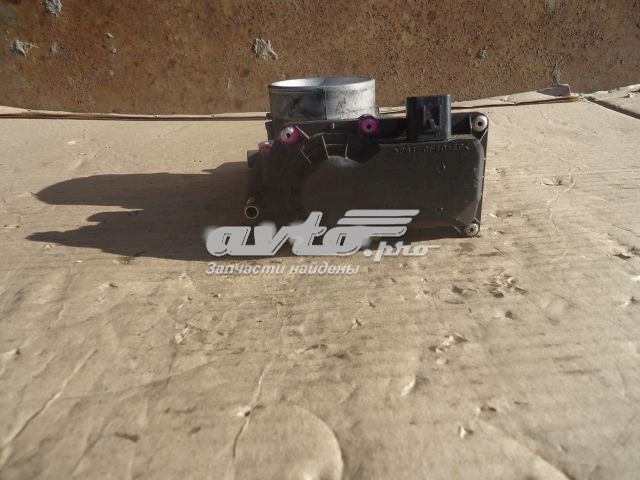 L3R413640 Mazda Przepustnica, komplet