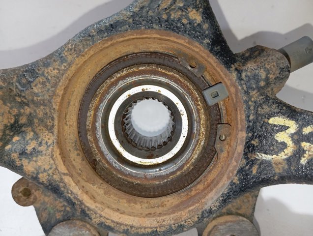 Czop (zwrotnica) przedni lewy Peugeot/Citroen 9826878080 cena, od 163,45 USD