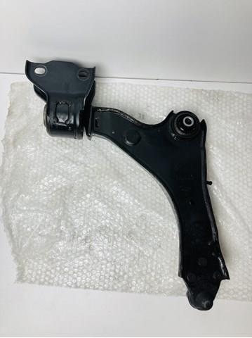 Wahacz zawieszenia przedniego dolny prawy Land Rover LR086107 cena, od 196,52 USD