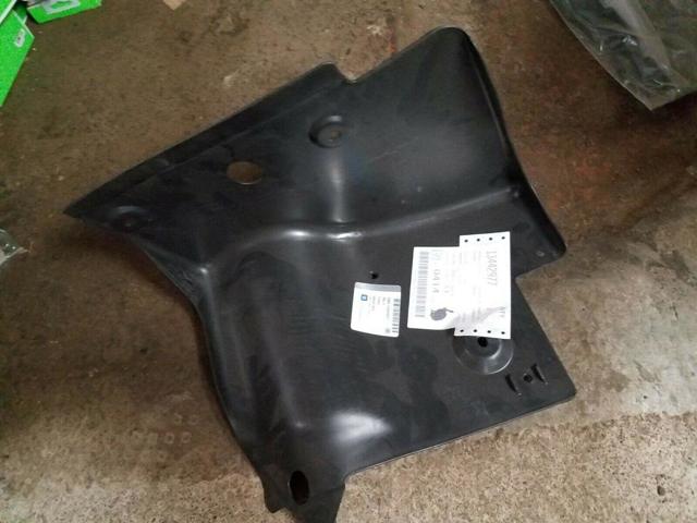 Osłona silnika, miski (przedziału silnika) General Motors 13114644 cena, od 64,66 USD