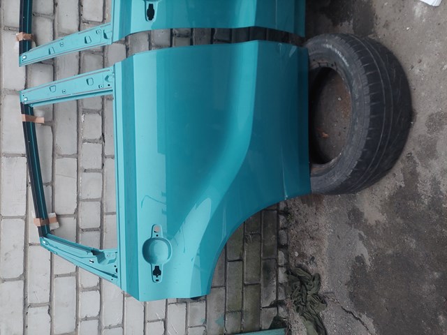 6800354P01000 Suzuki Drzwi tylne prawe