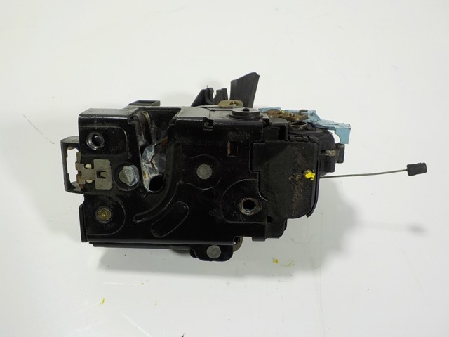 Zamek drzwi tylnych prawych do Porsche Cayenne  955