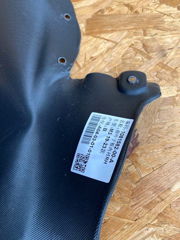Nadkole błotnika przedniego prawe FPS FP8502388 cena, od 41,09 USD