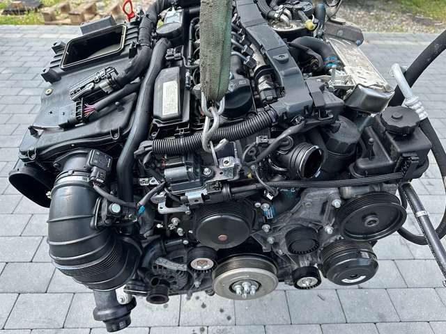 Silnik w komplecie Mercedes E sedana (W212) (2009 - 2016) cena, od 5652,27 USD