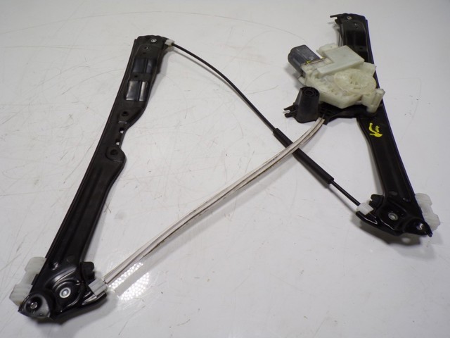Mechanizm podnoszenia szyby drzwi przednich prawych Peugeot/Citroen 9816273080