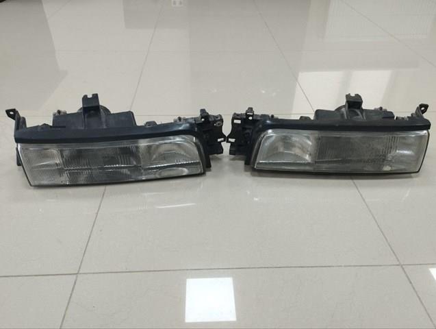 Reflektor prawy 201658052B TYC