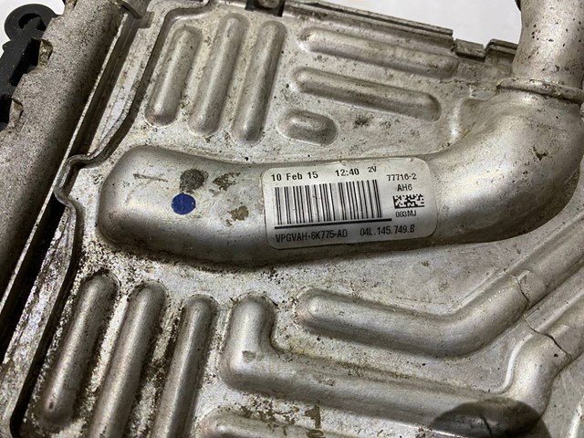 Chłodnica intercoolera VAG 04L145749B cena, od 271,32 USD