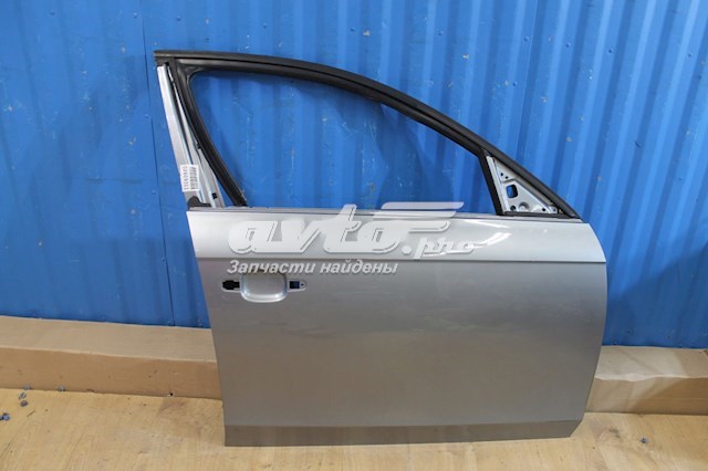 Drzwi przednie prawe 8K0831052J VAG