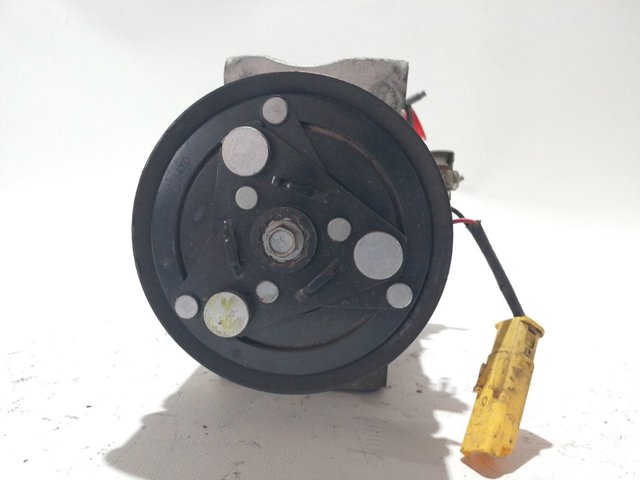 Sprężarka klimatyzacji 9833718880 Peugeot/Citroen