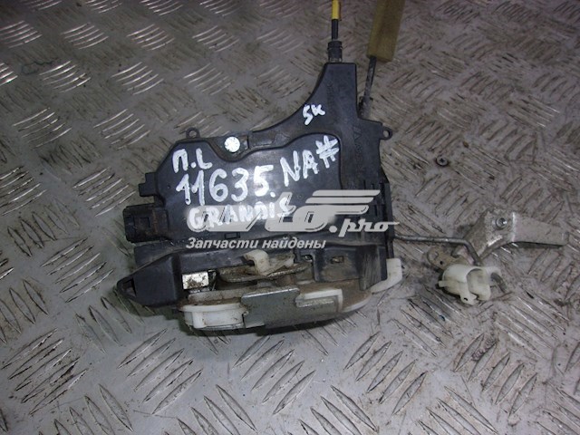 Zamek drzwi przednich lewych Mitsubishi Outlander II XL