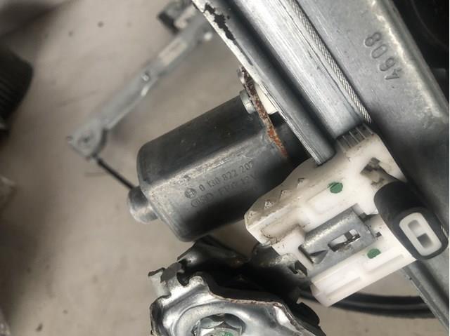 Mechanizm podnoszenia szyby drzwi przednich prawych do Mitsubishi Colt VI Z3A