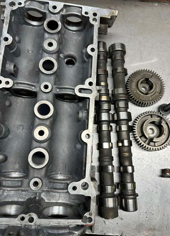  Obudowa wałka rozrządu Opel Astra 