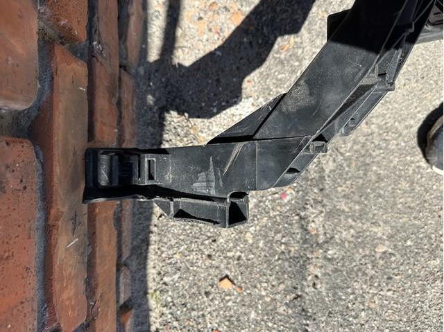  Osłona chłodnicy kompletna (panel mocowania reflektorów) KIA Forte 3