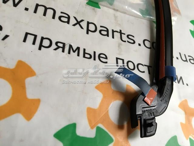 Uszczelka drzwi tylnych lewych (na drzwiach) Toyota 6789660040 cena, od 20,56 USD