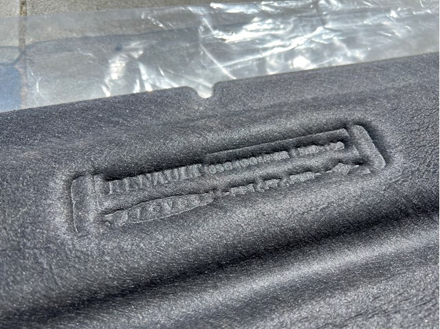  Wygluszenie maski Renault Megane 4