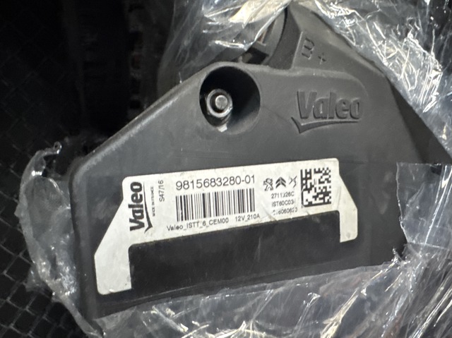 Alternator Peugeot/Citroen 9815683280 cena, od 521,35 USD