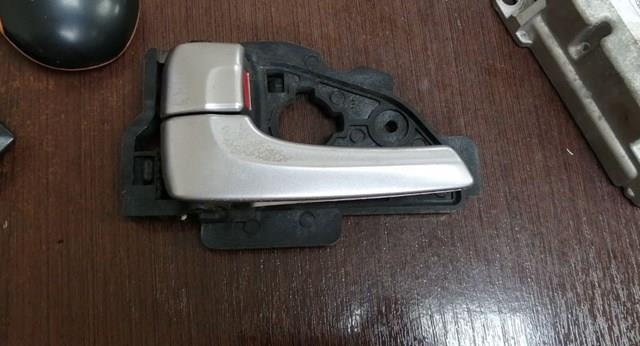 Do koszyka 826132S000 Hyundai/Kia Klamka drzwi lewych przednia/tylna wewnętrzna