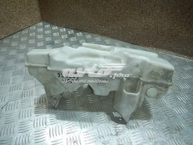 Zbiorniczek spryskiwacza szyb LR025755 Land Rover