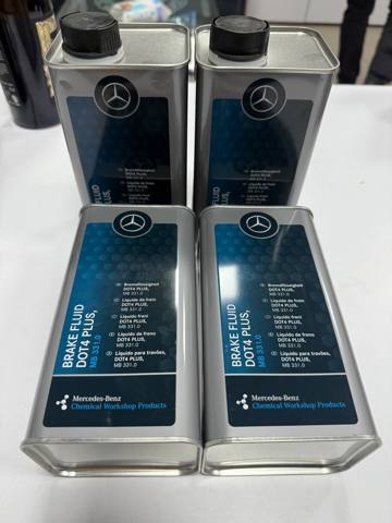 Płyn hamulcowy A000989560509 Mercedes