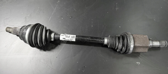 Półoś napędowa przednia lewa Land Rover LR092740 cena, od 239,50 USD