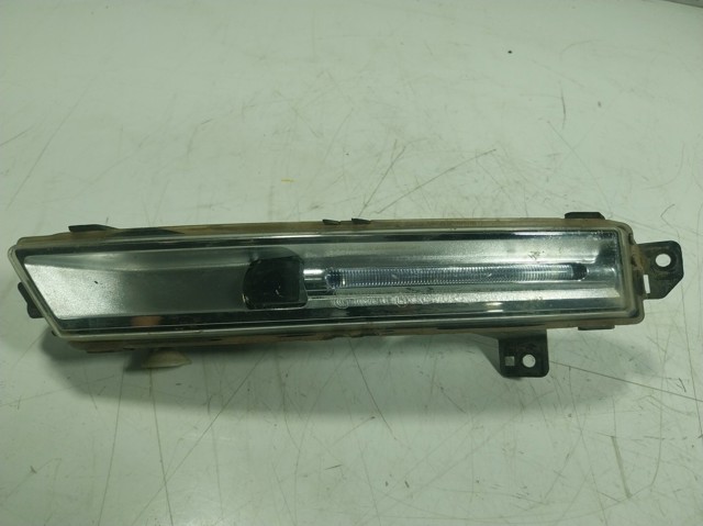T4A3876 Jaguar Lampa przeciwmgielna lewa