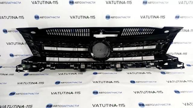 Atrapa chłodnicy FPS FP7428990 cena, od 125,22 USD