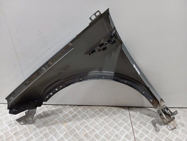 Do koszyka LR061383 Land Rover Błotnik przedni prawy