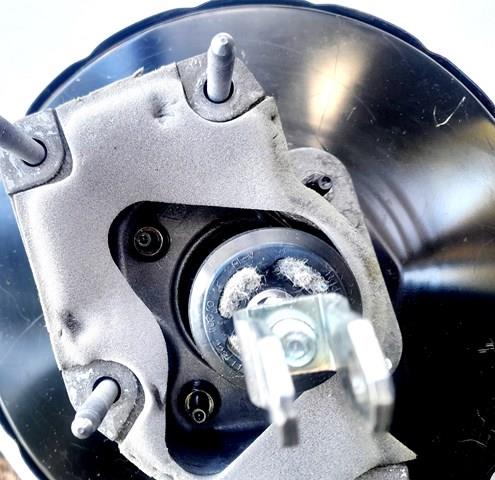 Wzmacniacz próżniowy hamulców Nissan X-Trail 