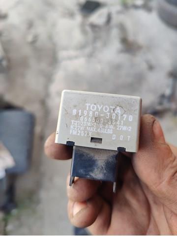 8198030170 Toyota Przekaźnik kierunkowskazów